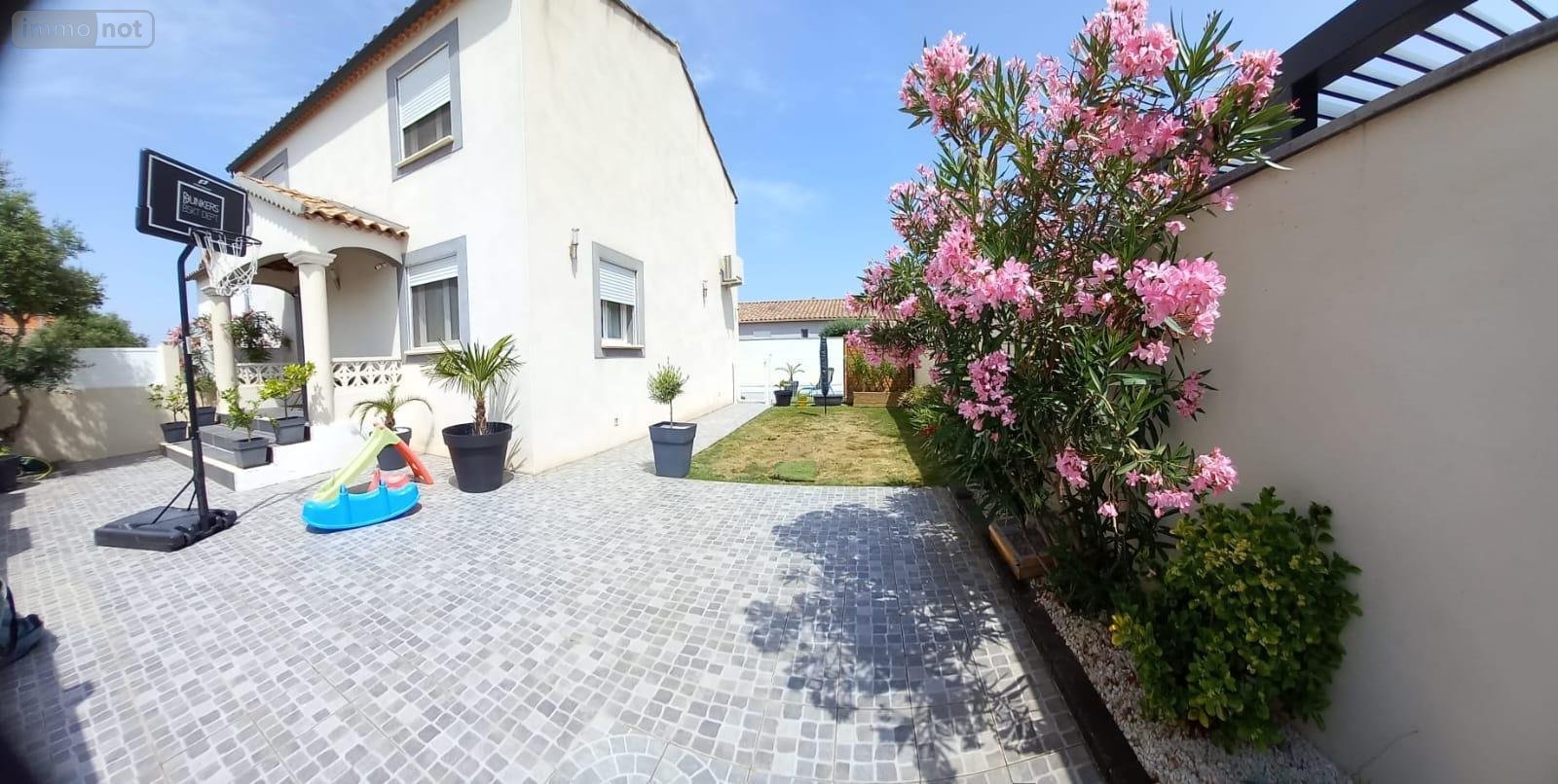 Maison a vendre Saint-Gilles 30800 Gard 210 m2 7 pièces 339200 euros