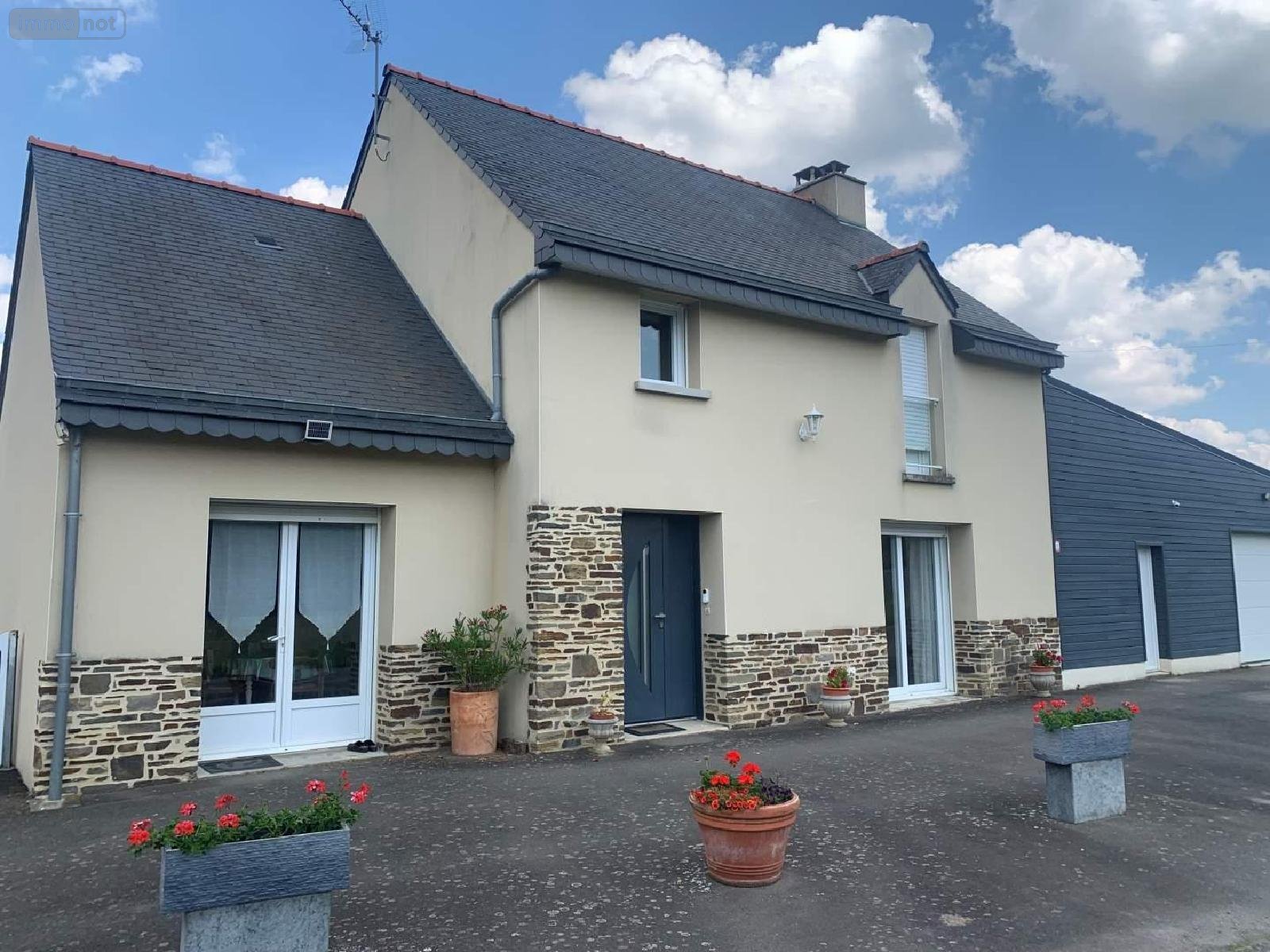 Maison a vendre Pleugueneuc 35720 Ille-et-Vilaine 123 m2 5 pièces 250800 euros