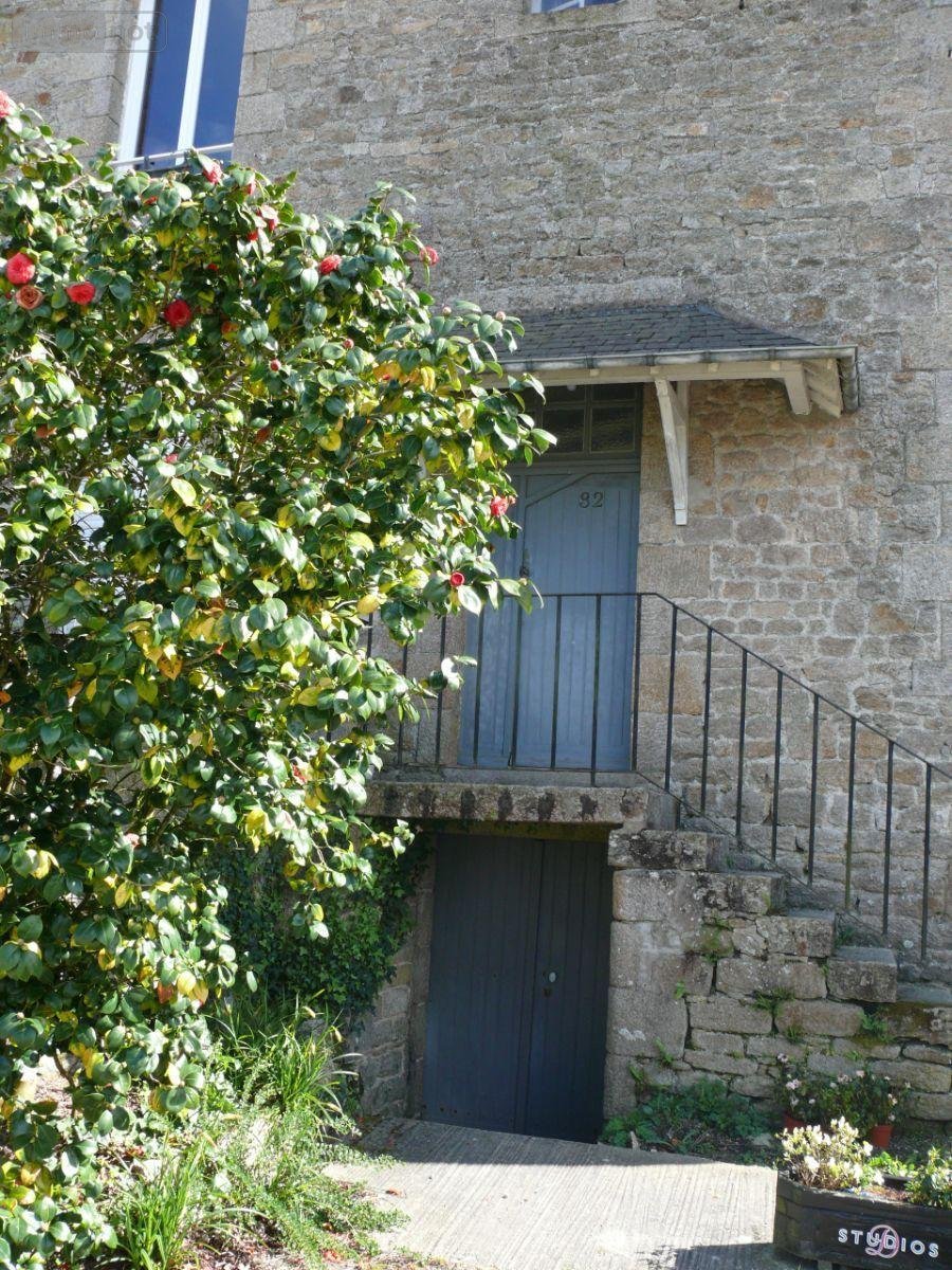 Appartement a vendre Dinan 22100 Côtes-d'Armor 69 m2 4 pièces 141750 euros