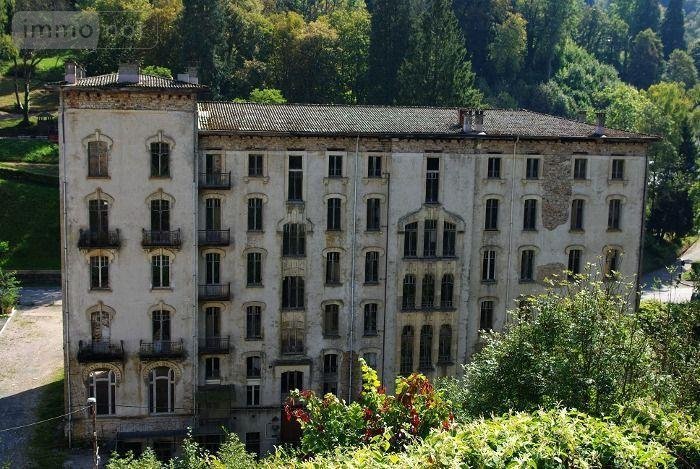 Immeuble a vendre Plombières-les-Bains 88370 Vosges 3000 m2  200000 euros