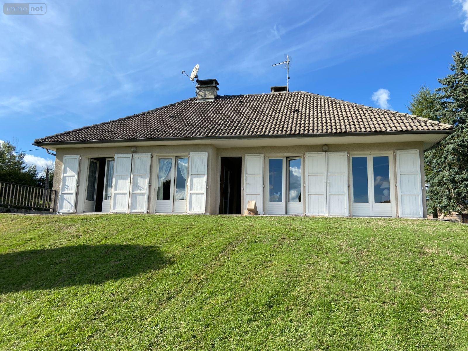 Maison a vendre Lafeuillade-en-Vézie 15130 Cantal 93 m2 3 pièces 159000 euros