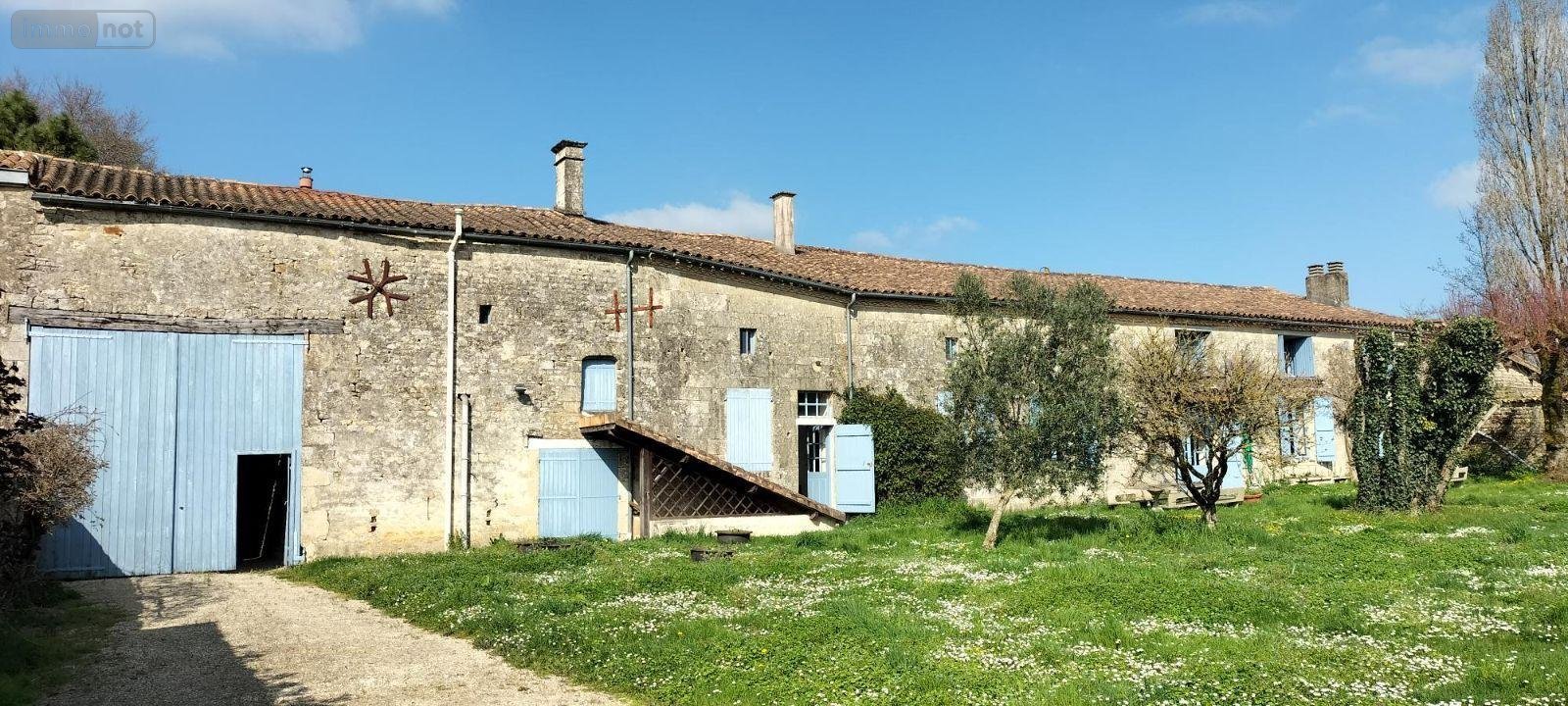 Maison a vendre Melleran 79190 Deux-Sèvres 562 m2 12 pièces 270000 euros