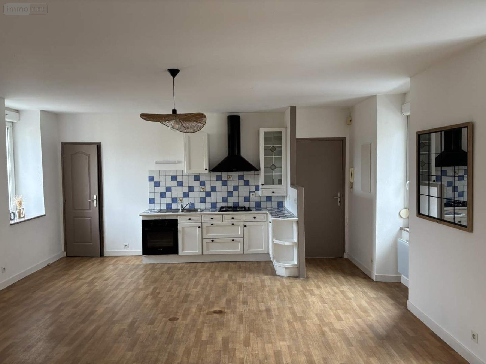 Appartement a vendre Lesneven 29260 Finistère 66 m2 3 pièces 137280 euros