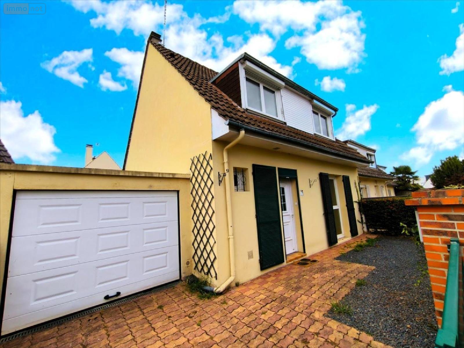 Maison a vendre Le Vaudreuil 27100 Eure 98 m2 4 pièces 227000 euros