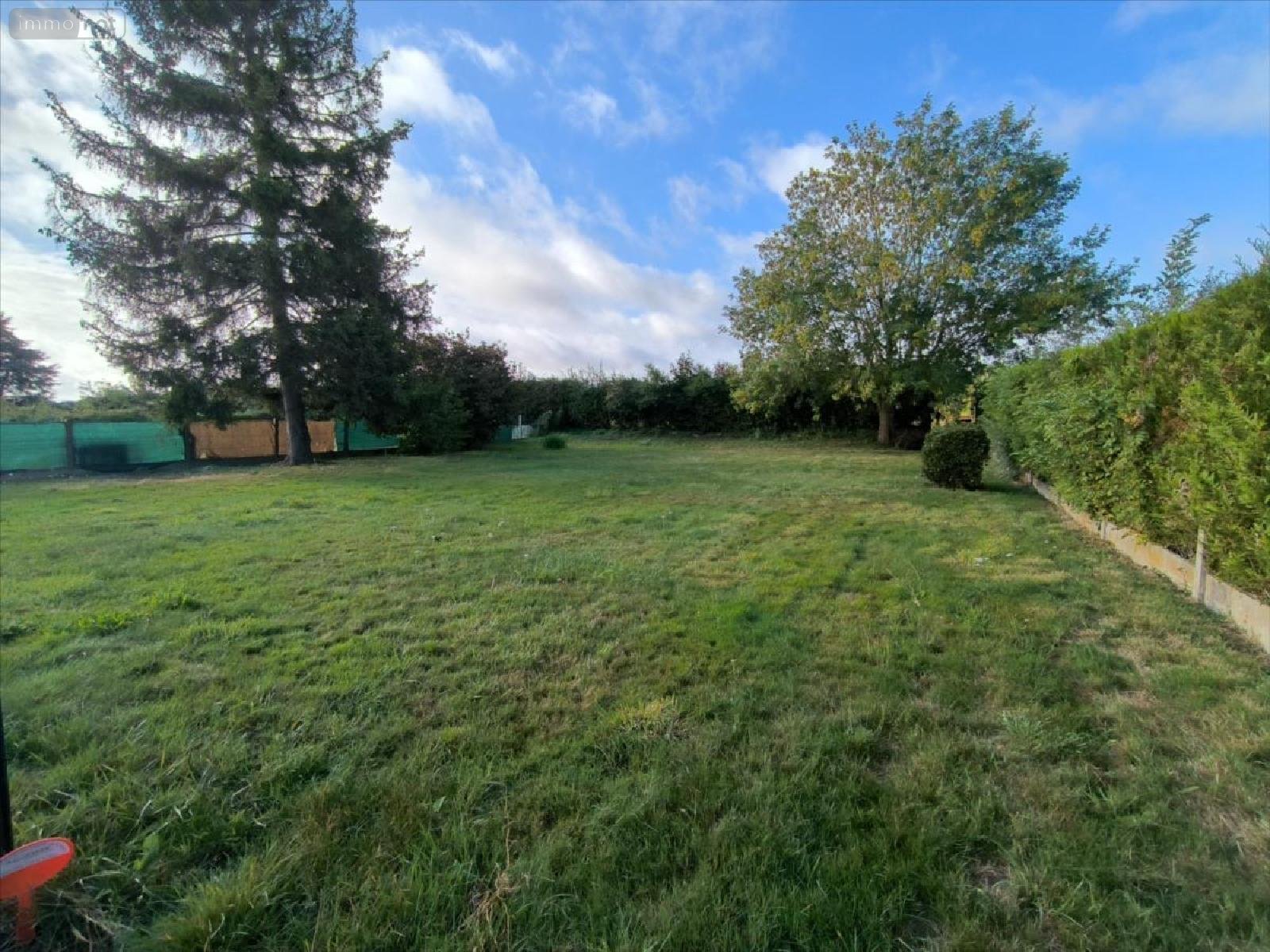 Terrain a batir a vendre Saint-Étienne-du-Vauvray 27430 Eure 701 m2  80000 euros