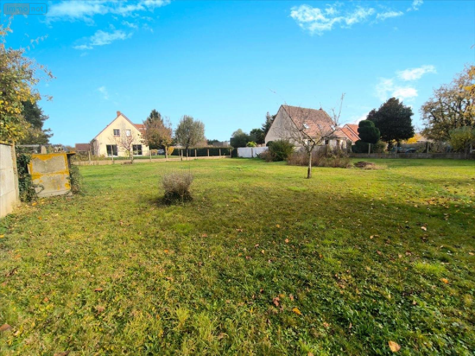 Terrain a batir a vendre Le Vaudreuil 27100 Eure 718 m2  89500 euros