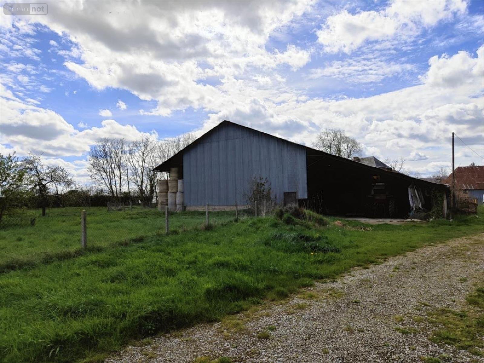 Bien agricole a vendre Émanville 27190 Eure  275000 euros