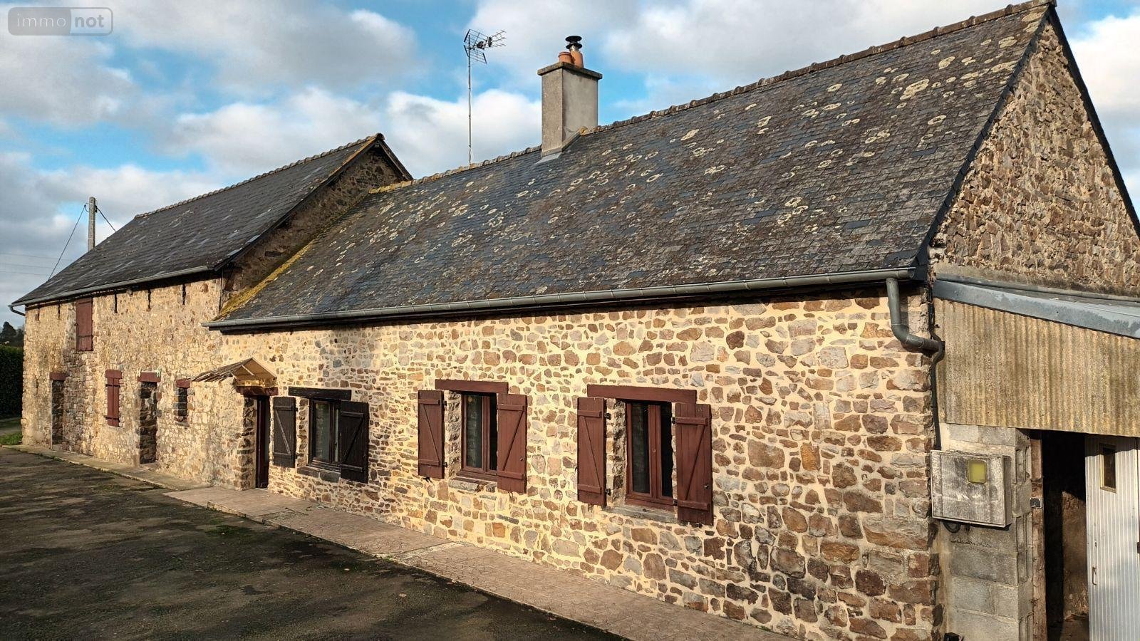 Maison a vendre La Croixille 53380 Mayenne 72 m2 3 pièces 157500 euros