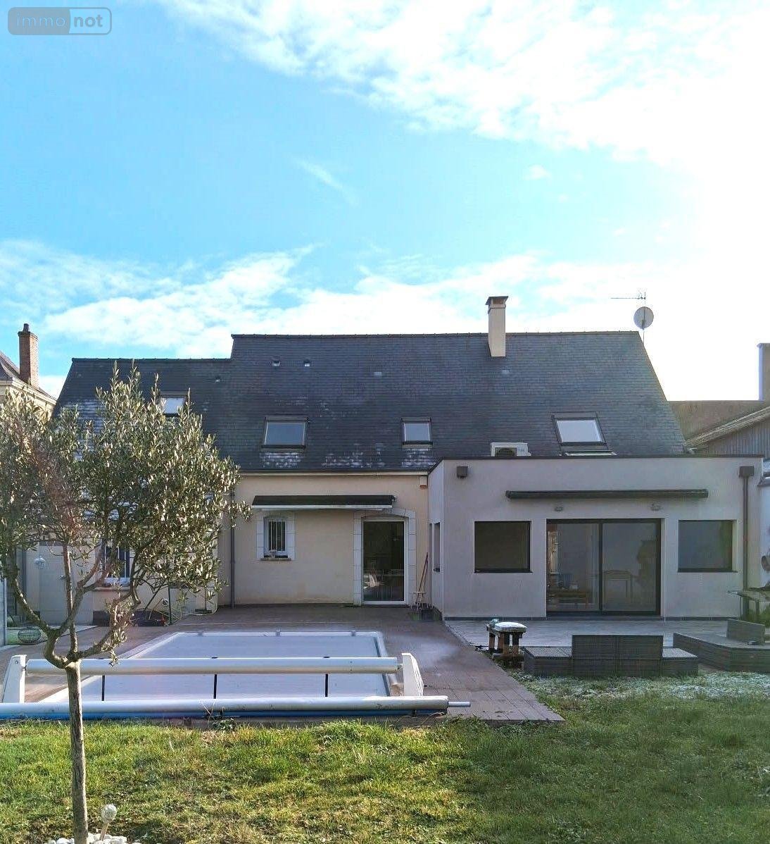 Maison a vendre La Flèche 72200 Sarthe 171 m2 9 pièces 262000 euros