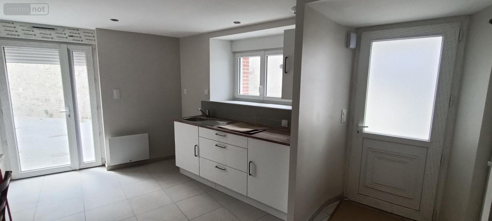Location maison Guichen 35580 Ille-et-Vilaine 38 m2 2 pièces 606 euros