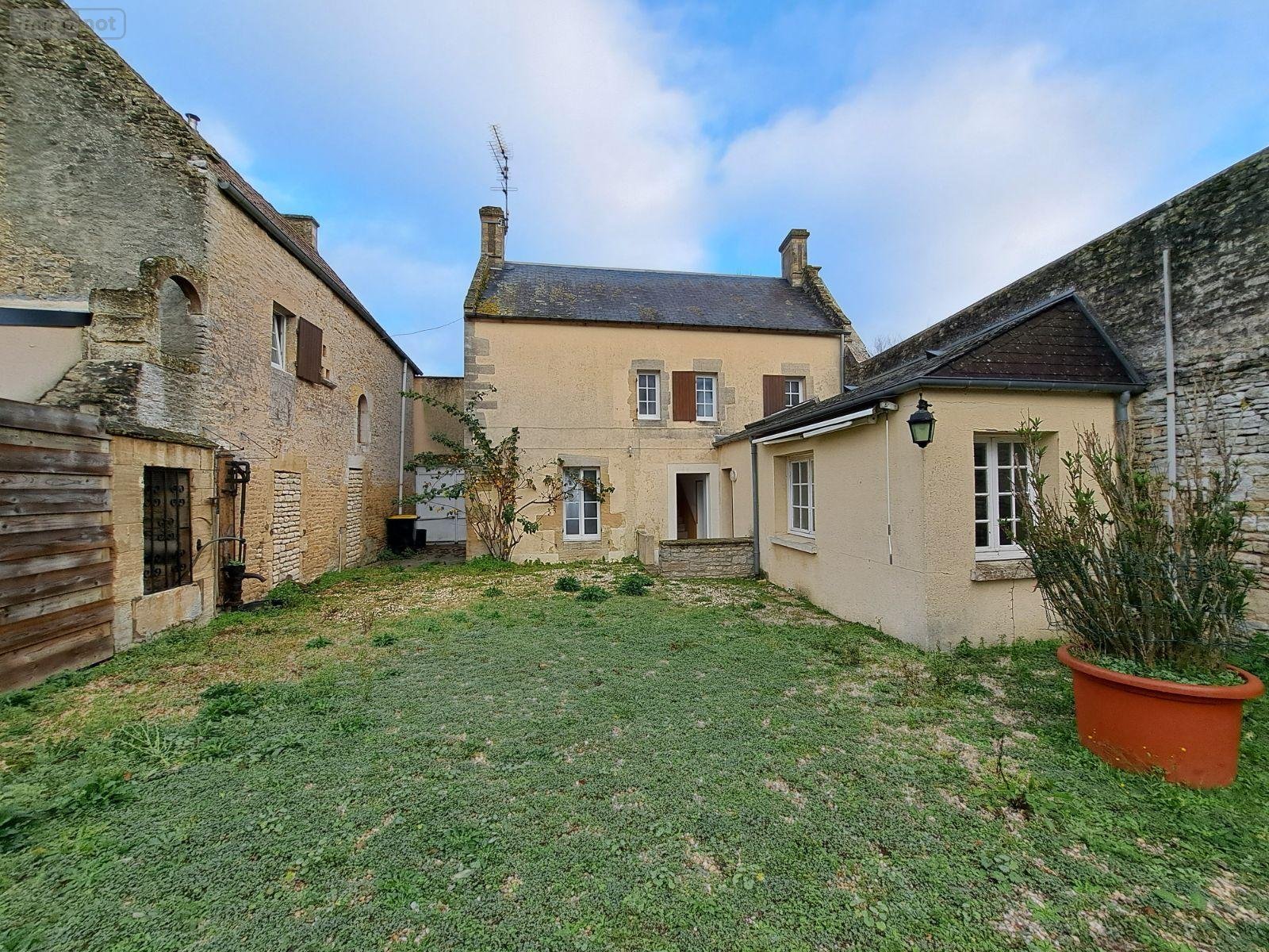 Maison a vendre Villiers-le-Sec 14480 Calvados 81 m2  195500 euros
