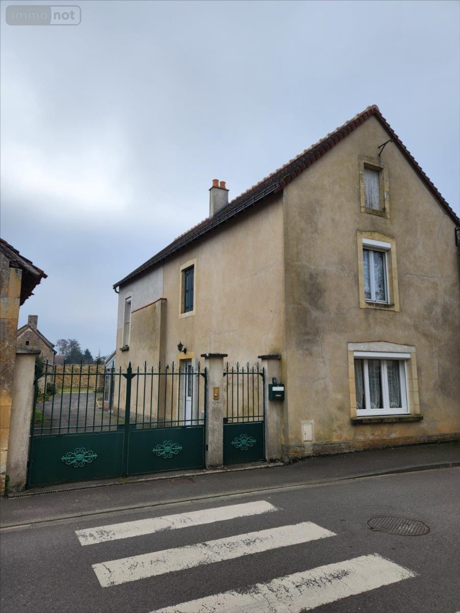 Maison a vendre Cré sur Loir 72200 Sarthe 93 m2 5 pièces 137800 euros