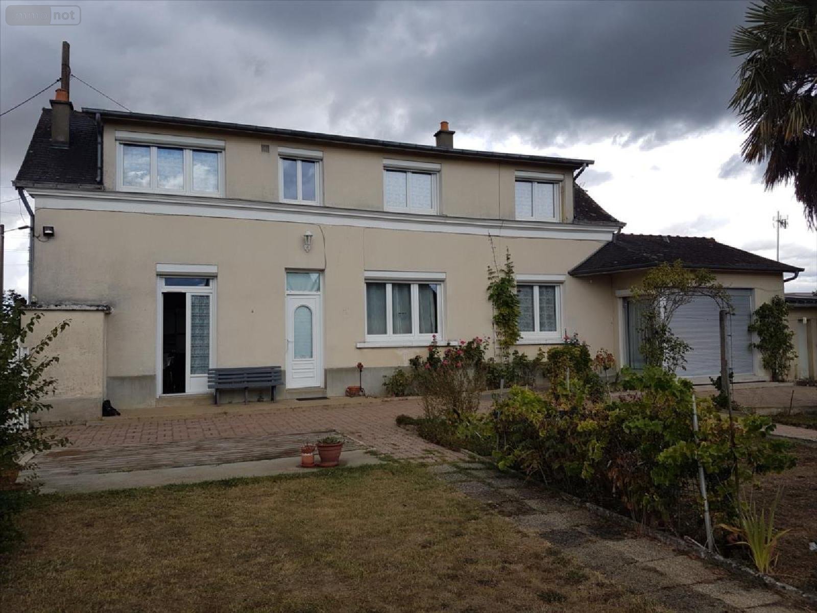 Maison a vendre La Flèche 72200 Sarthe 129 m2 6 pièces 199120 euros