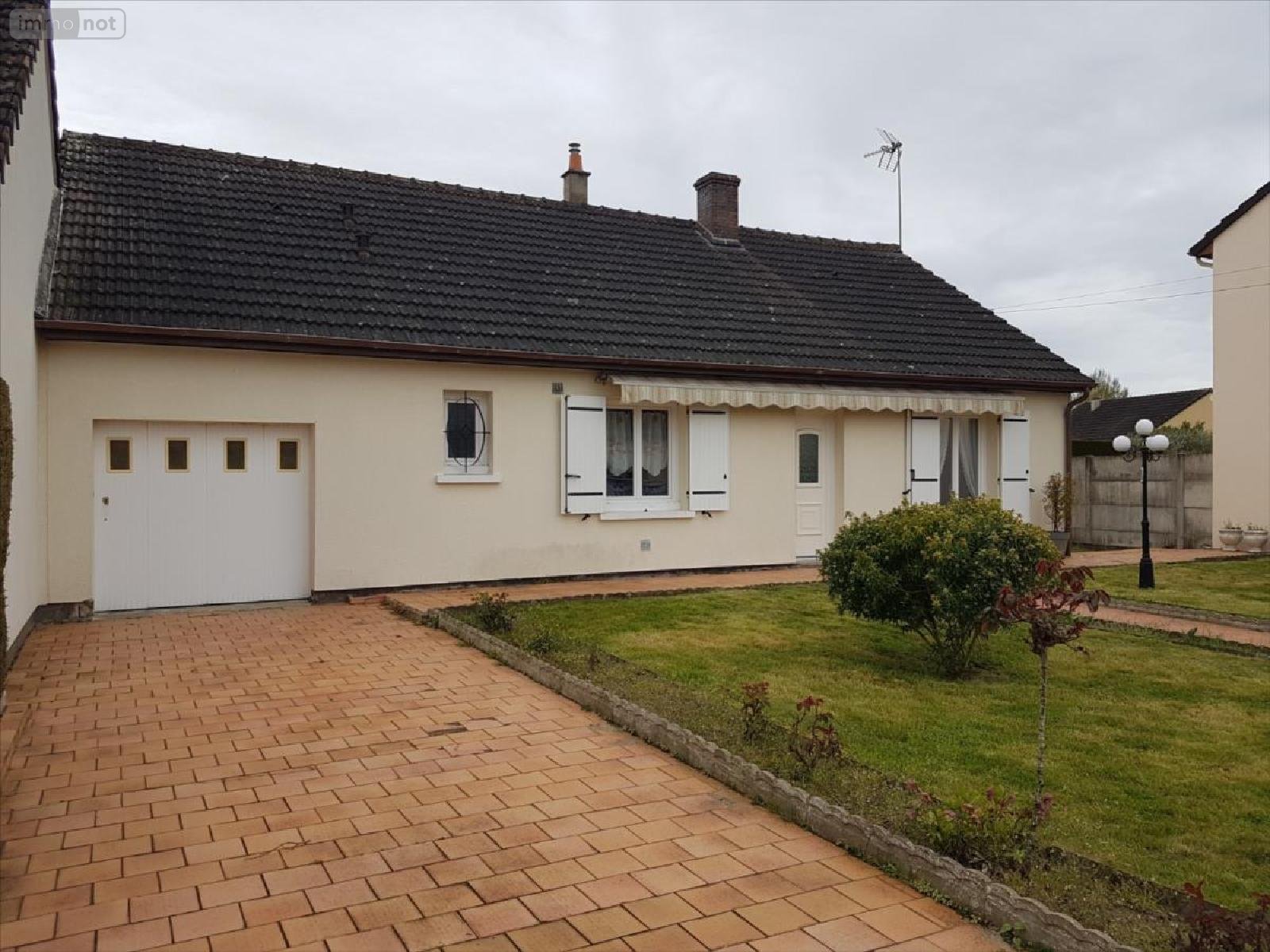 Maison a vendre La Flèche 72200 Sarthe 85 m2 4 pièces 182320 euros