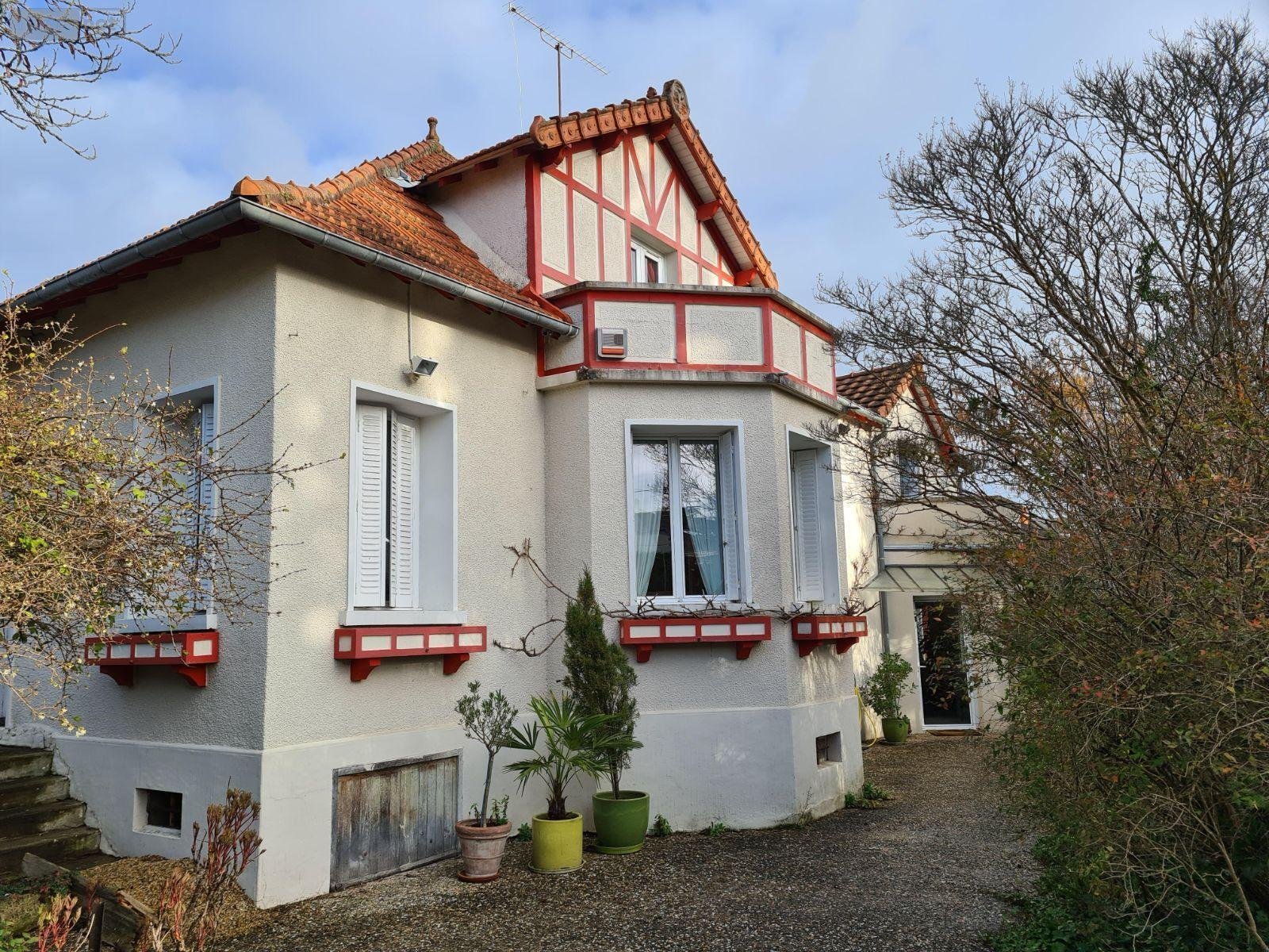 Maison a vendre Châteauroux 36000 Indre 238 m2 6 pièces 335340 euros