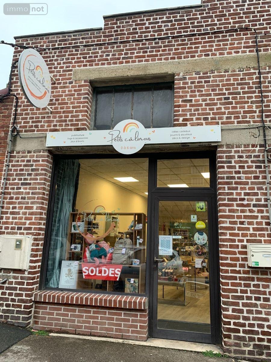 Location fonds et murs commerciaux Bailleul 59270 Nord 56 m2  762 euros
