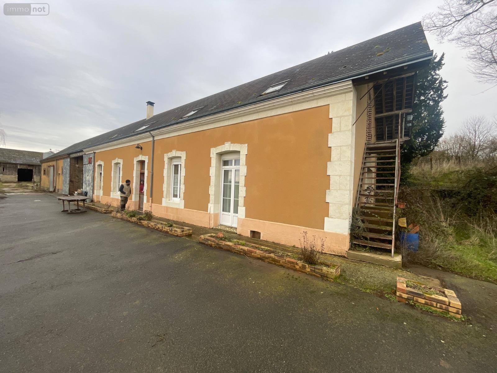 Maison a vendre Le Grand-Lucé 72150 Sarthe 122 m2  183750 euros