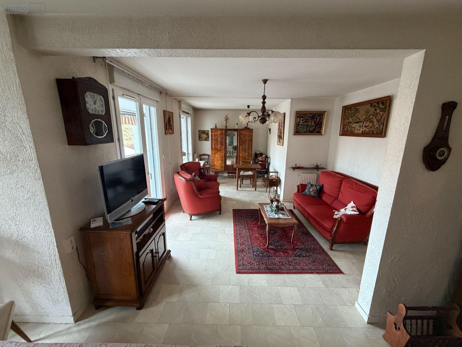 Appartement a vendre Charnay-lès-Mâcon 71850 Saône-et-Loire 105 m2 6 pièces 249600 euros