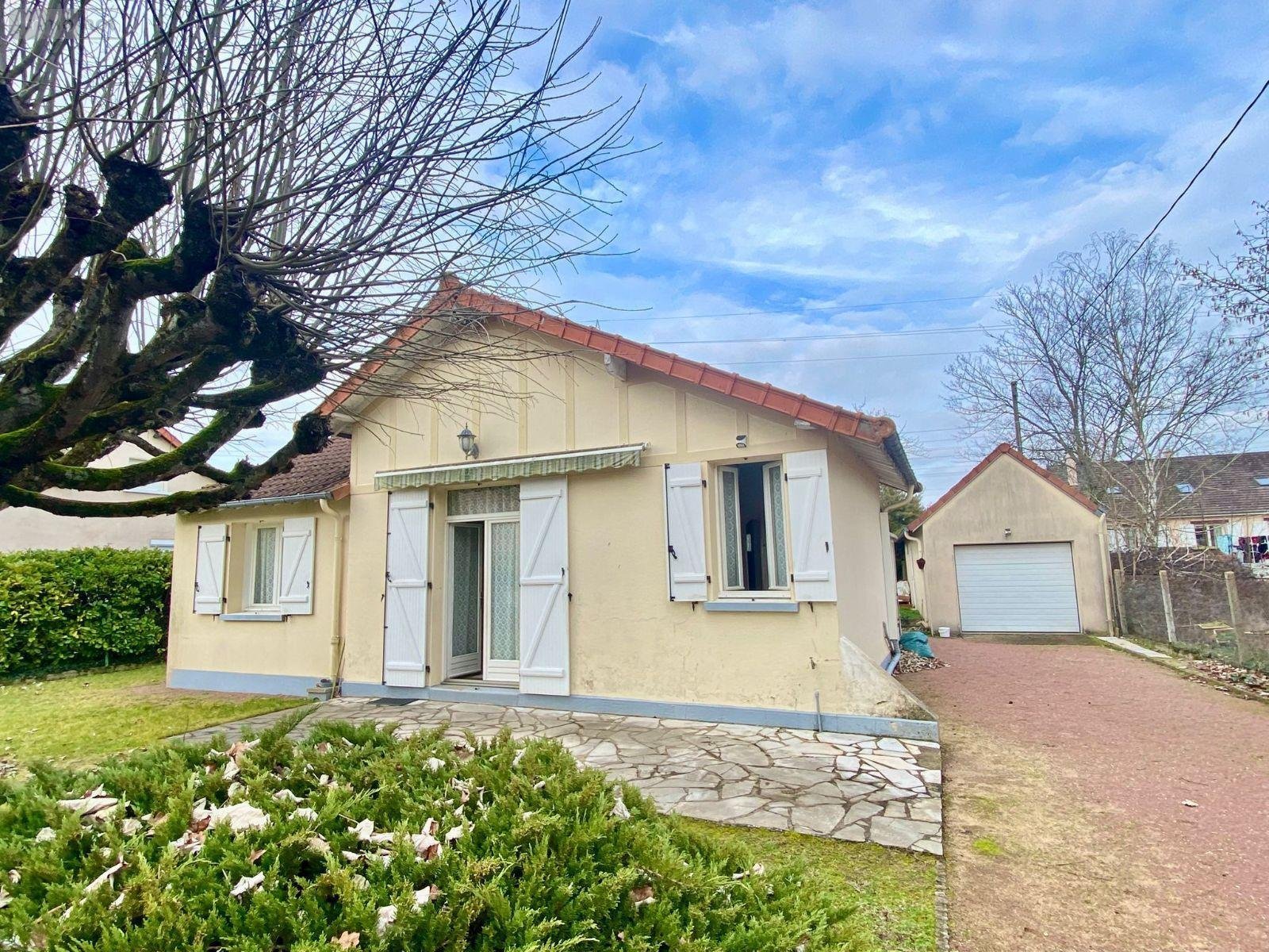 Maison a vendre Arnage 72230 Sarthe 85 m2  147000 euros