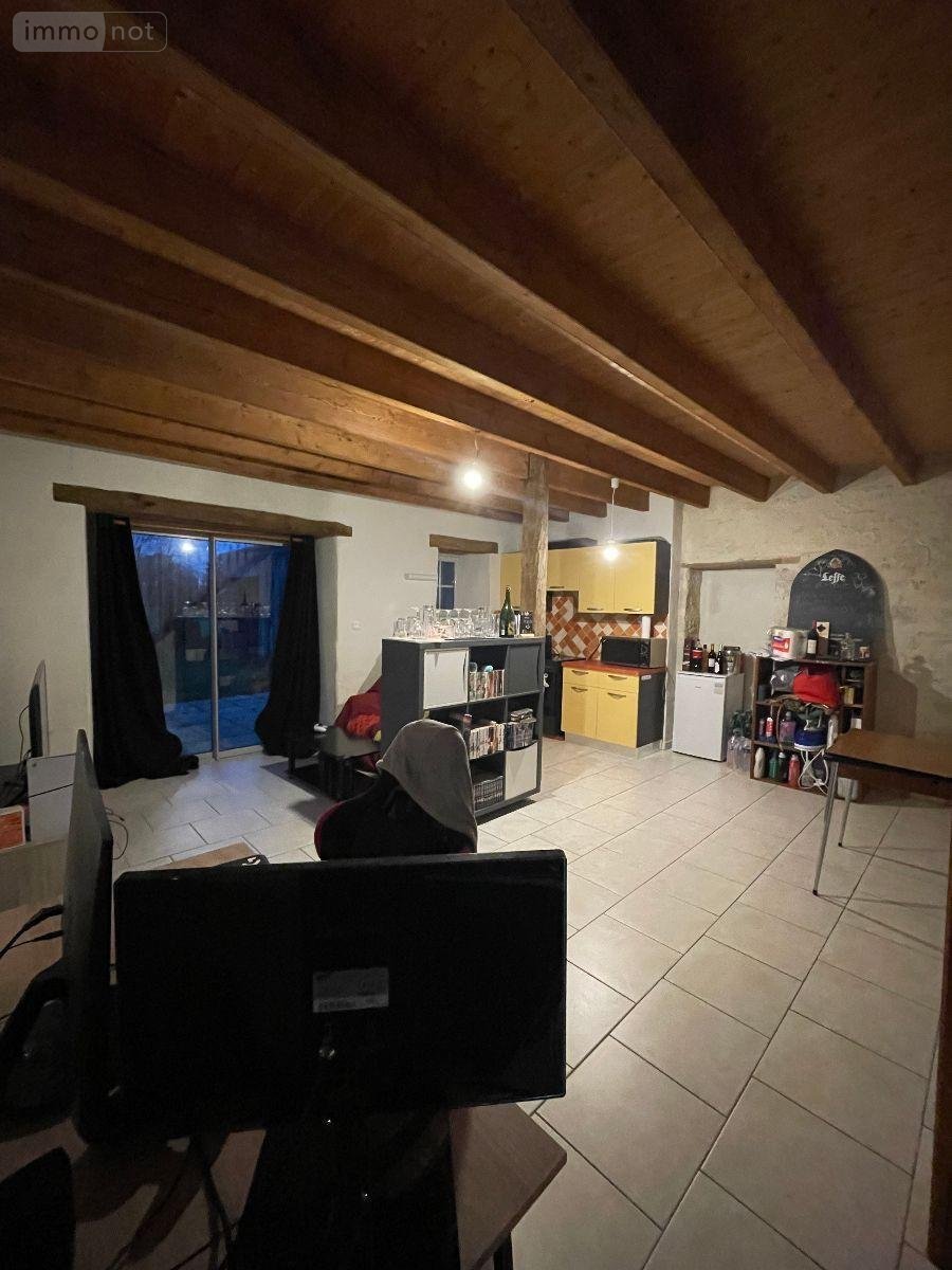 Location maison Beaurepaire 85500 Vendée 52 m2  495 euros