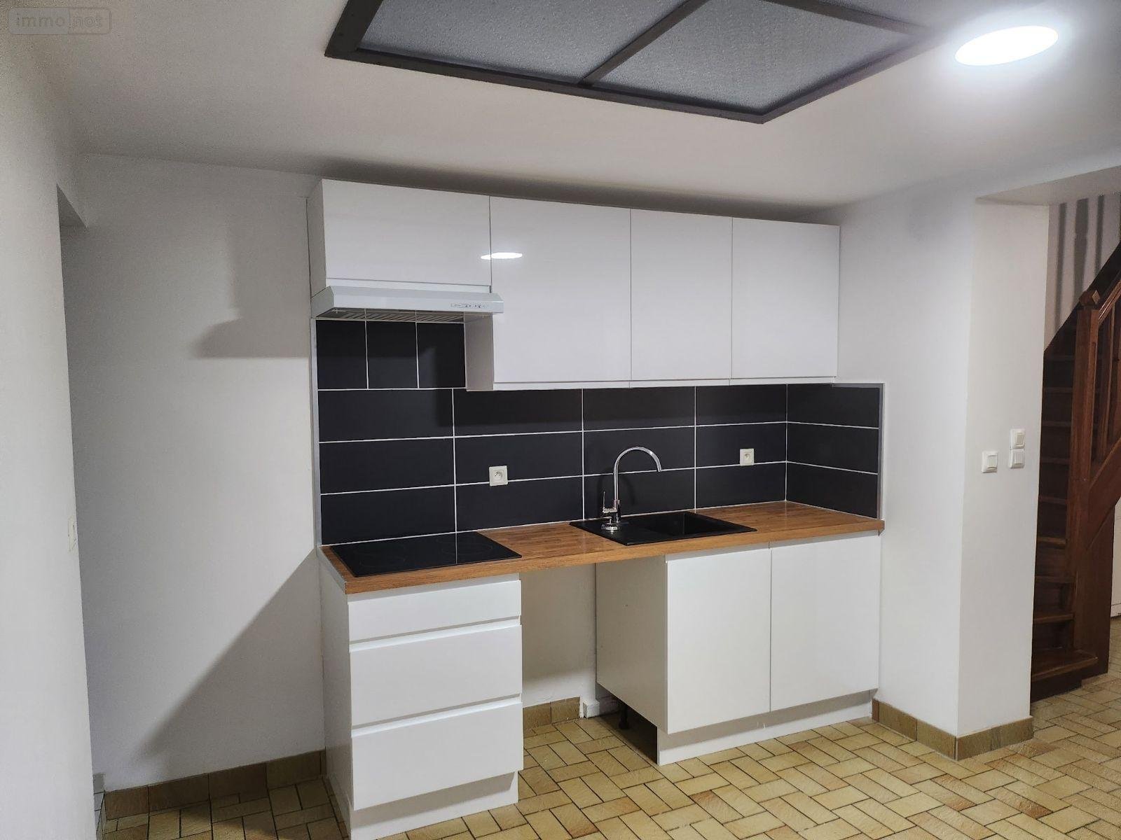 Location maison Estaires 59940 Nord 79 m2 4 pièces 750 euros