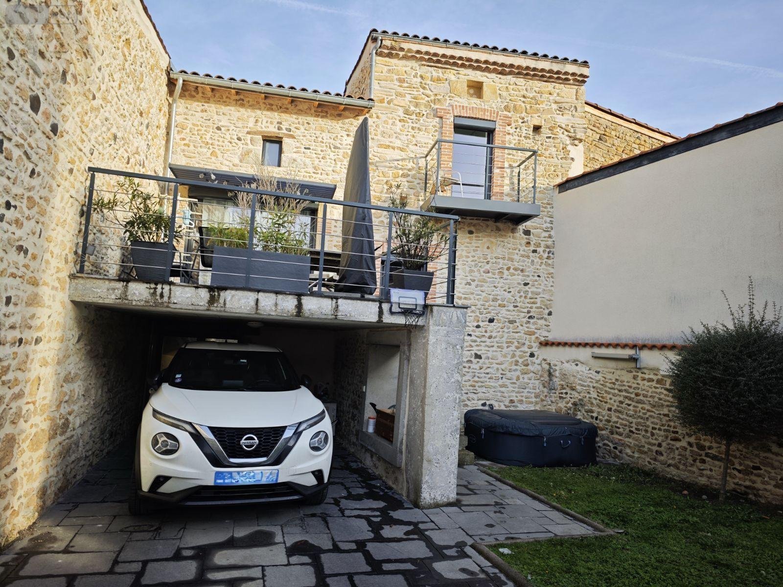 Location maison Chas 63160 Puy-de-Dôme 52 m2 2 pièces 850 euros