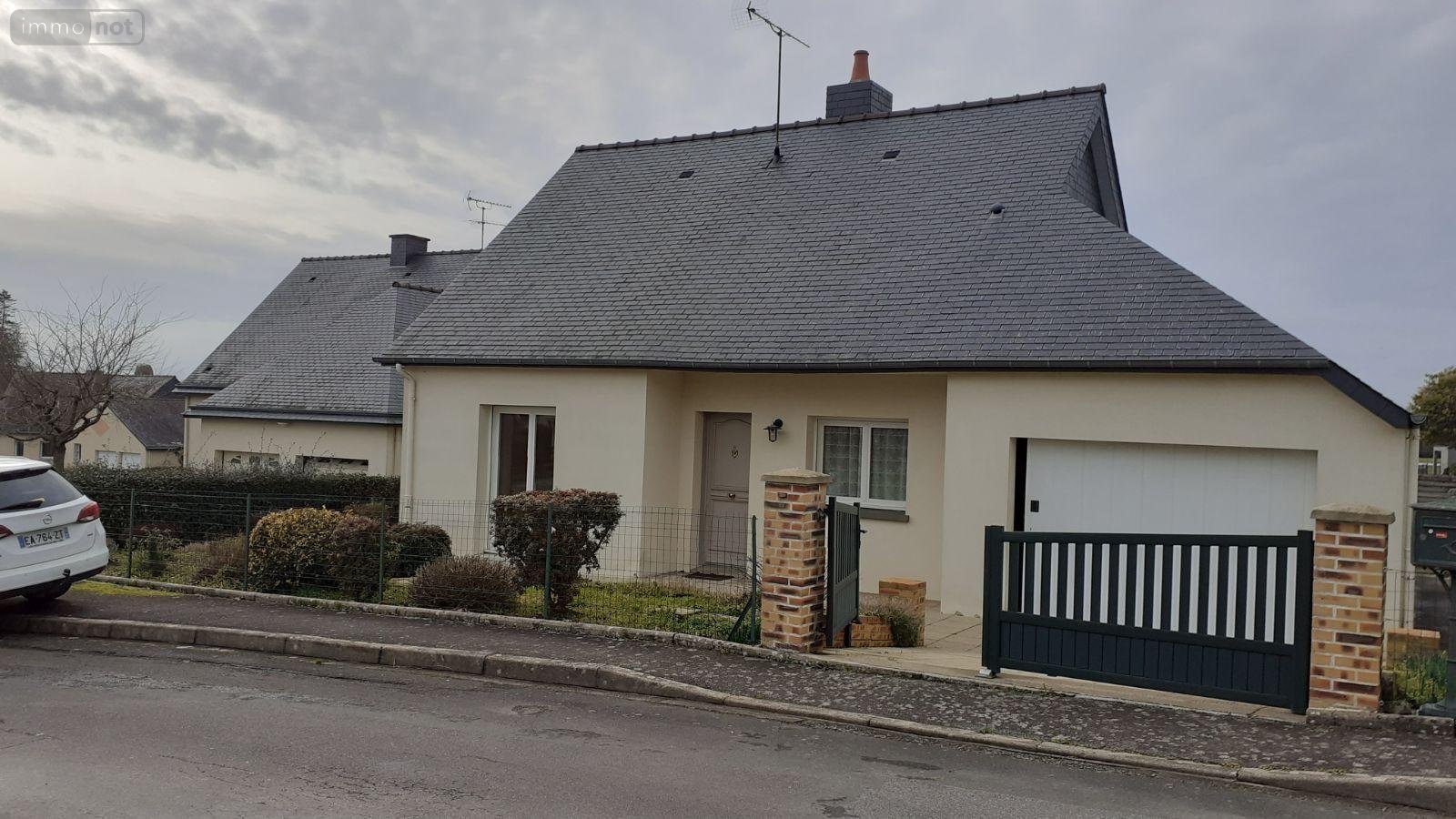 Location maison Saint-M'Hervé 35500 Ille-et-Vilaine 78 m2 3 pièces 800 euros