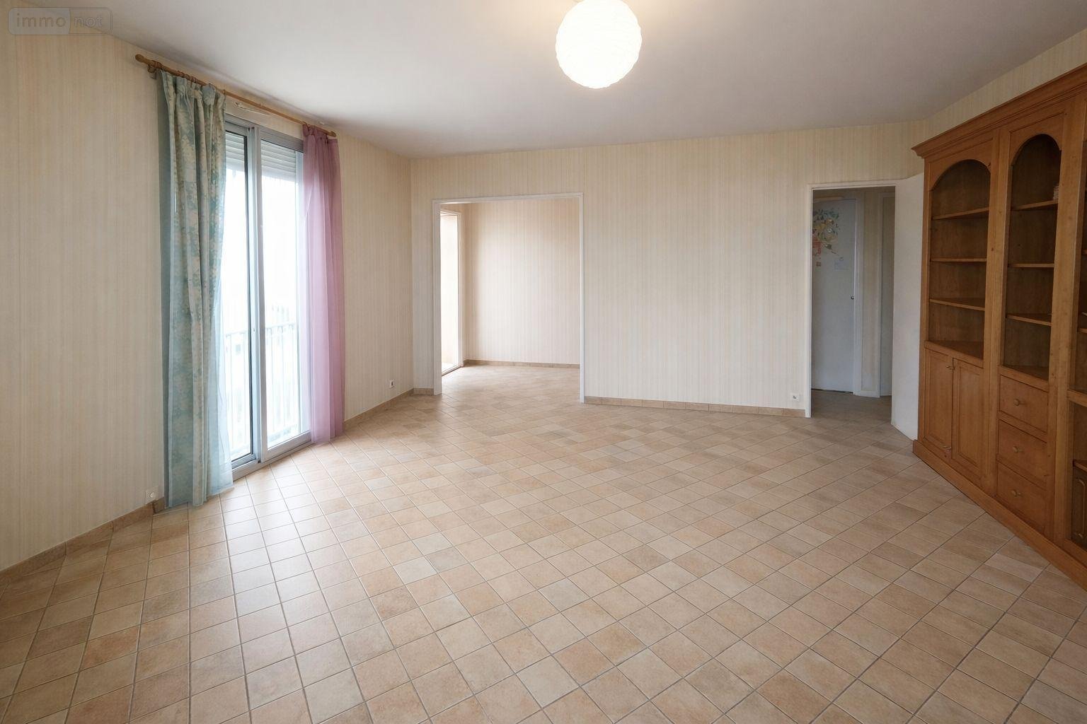 Appartement a vendre Le Mans 72000 Sarthe 70 m2 4 pièces 99750 euros