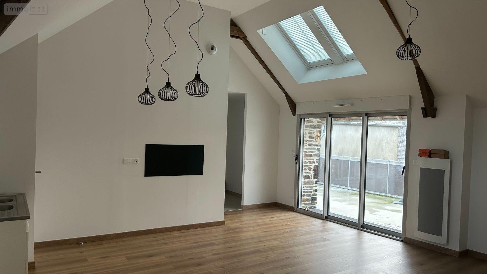 Location appartement Glénac 56200 Morbihan 75 m2 3 pièces 650 euros