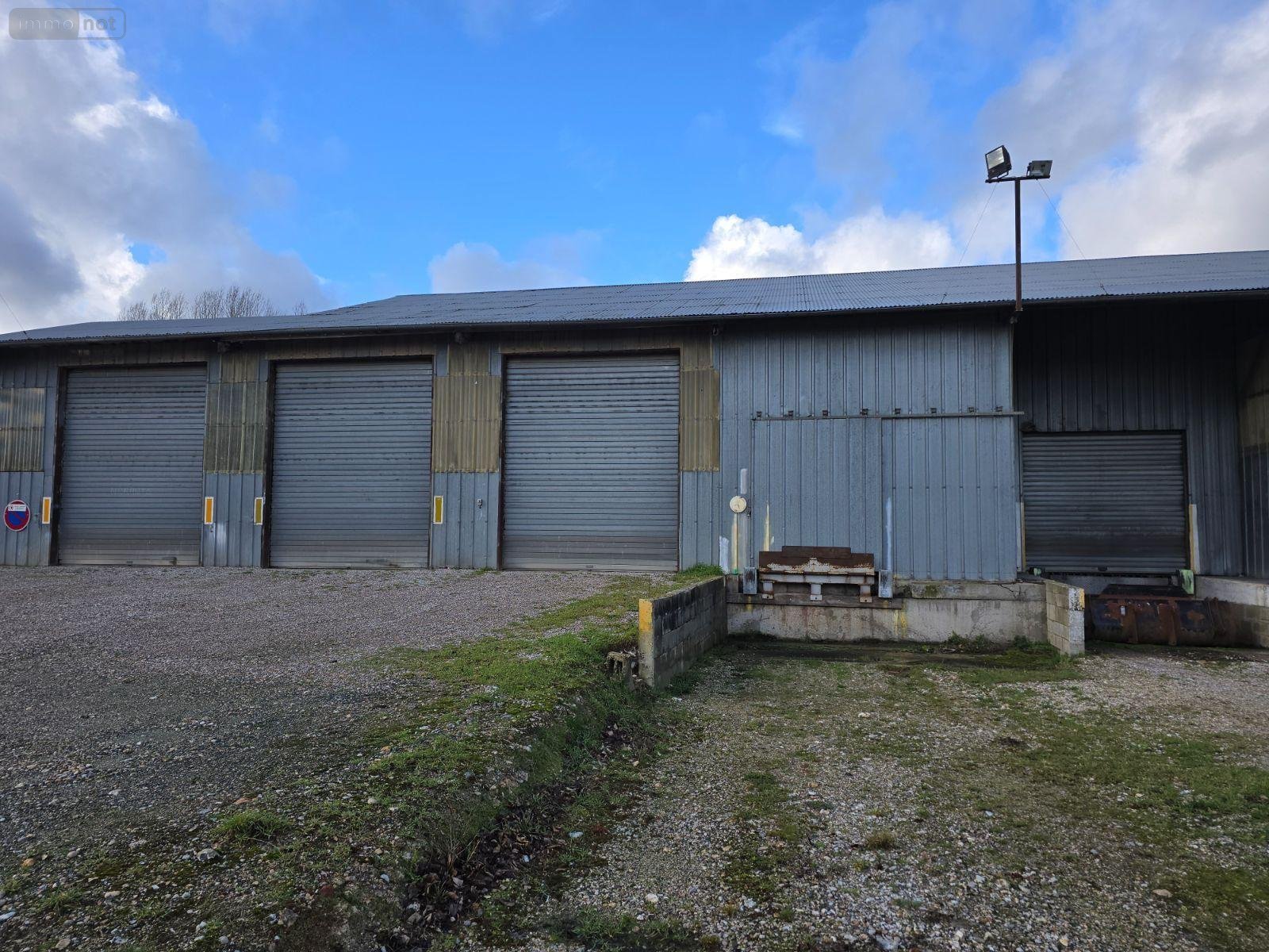 Location divers Foucarmont 76340 Seine-Maritime 300 m2  960 euros