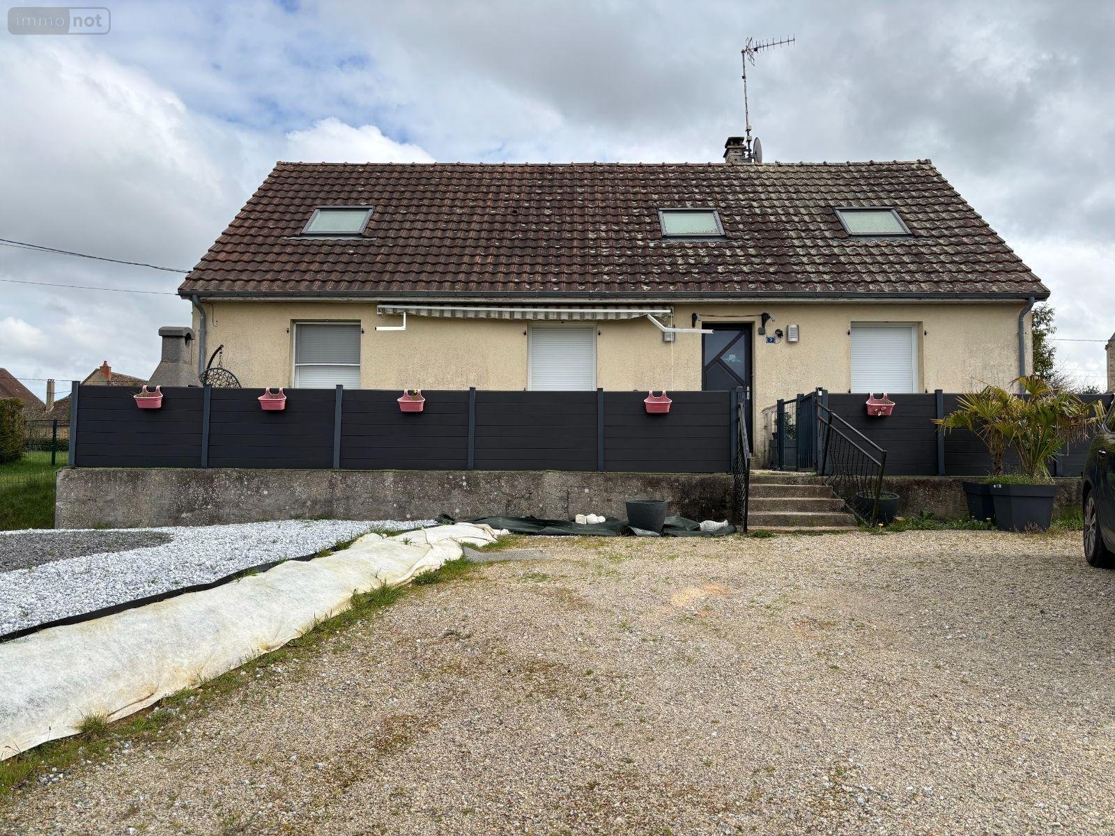 Maison a vendre Marollette 72600 Sarthe 147 m2 6 pièces 156750 euros