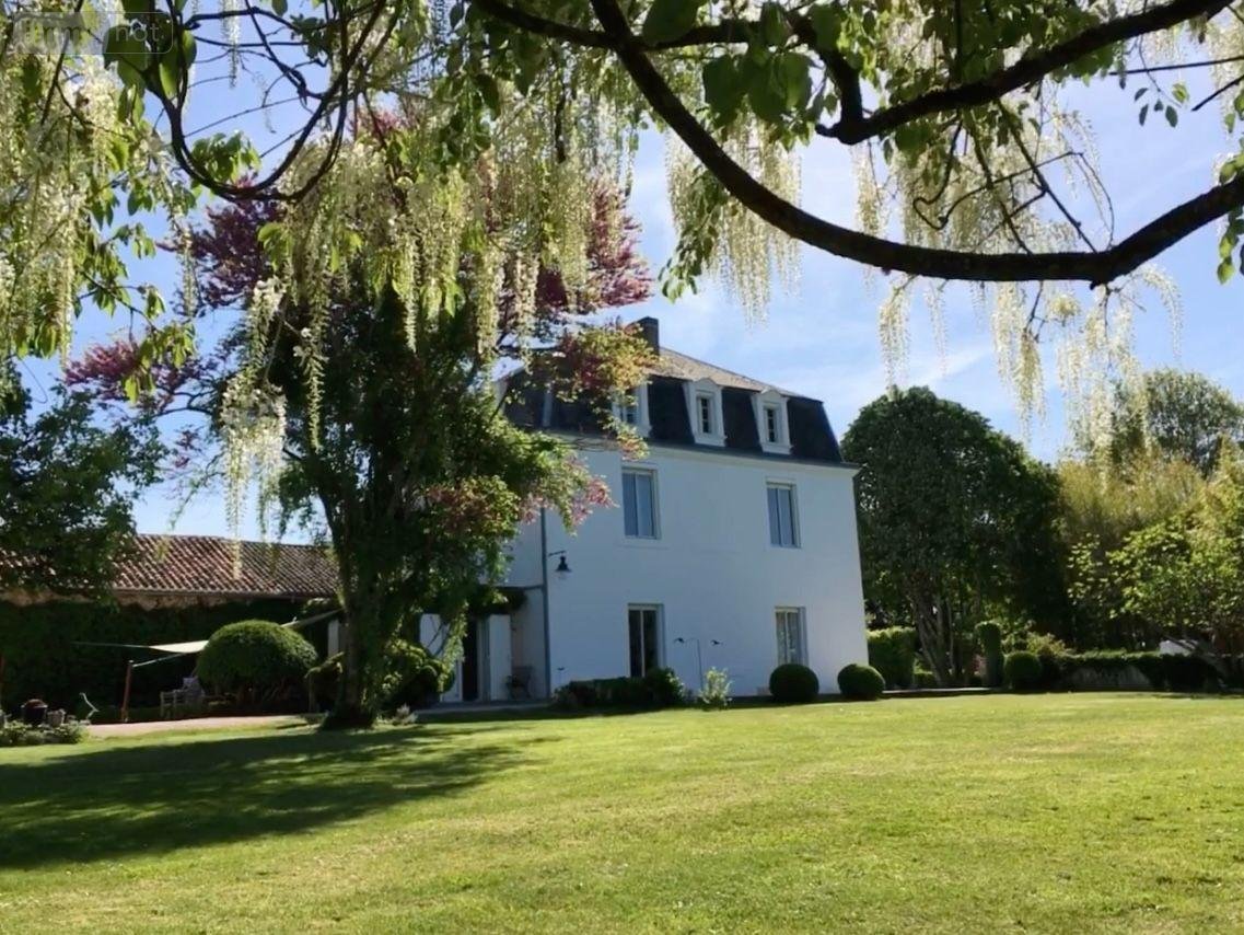 Maison a vendre Saint-Laurent-sur-Manoire 24330 Dordogne 205 m2 6 pièces 546000 euros