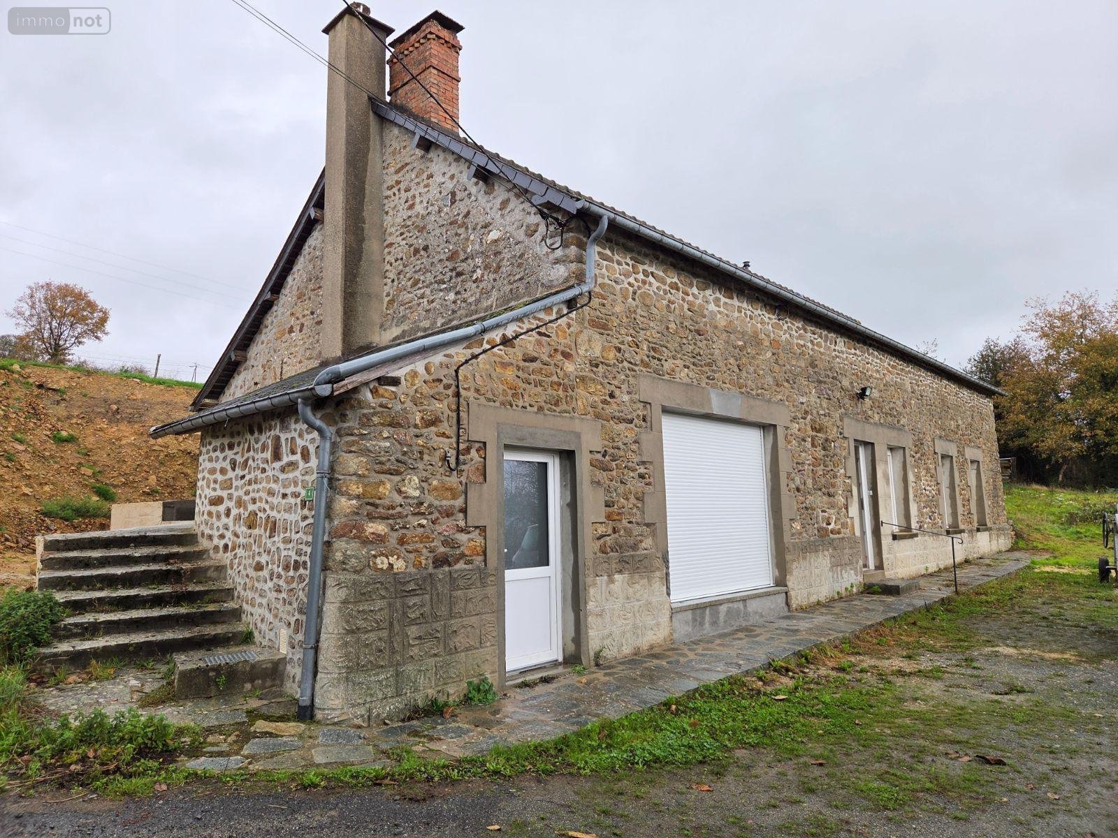 Location maison Saint-Aubin-du-Désert 53700 Mayenne 76 m2 6 pièces 490 euros