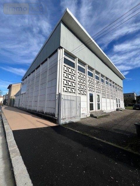 Location fonds et murs commerciaux Bordeaux 33000 Gironde 380 m2  7500 euros