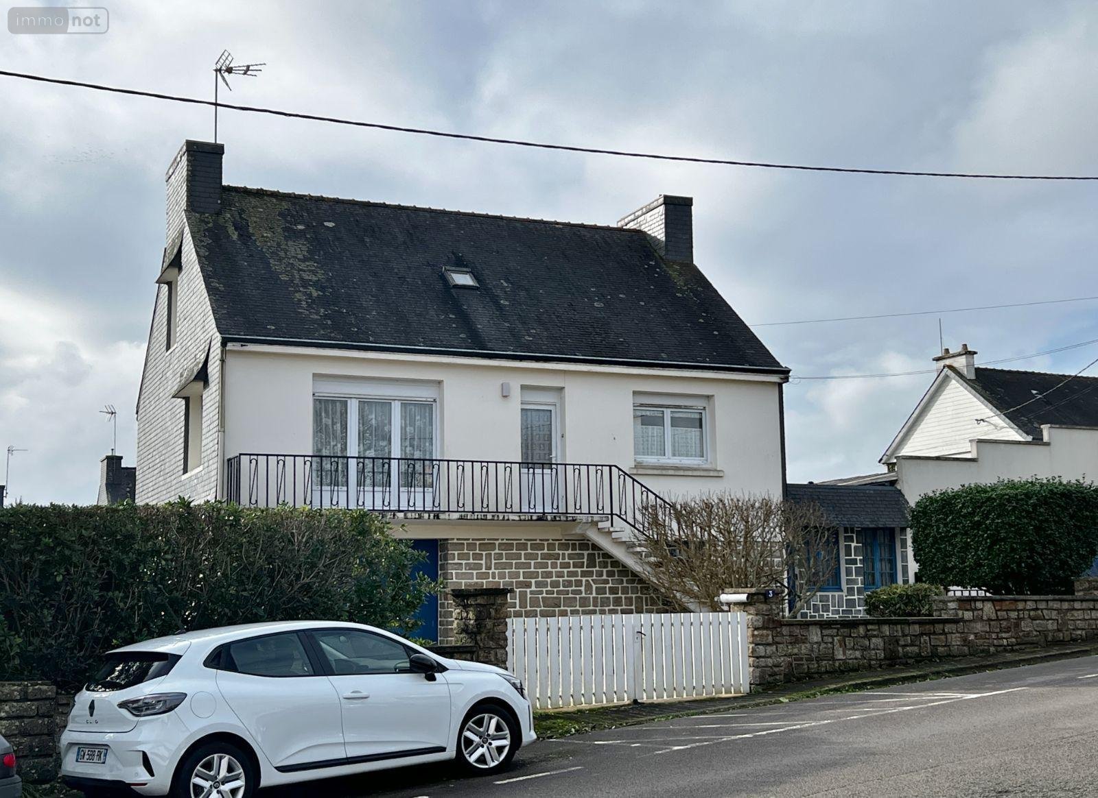Maison a vendre Scaër 29390 Finistère 179 m2 11 pièces 178080 euros