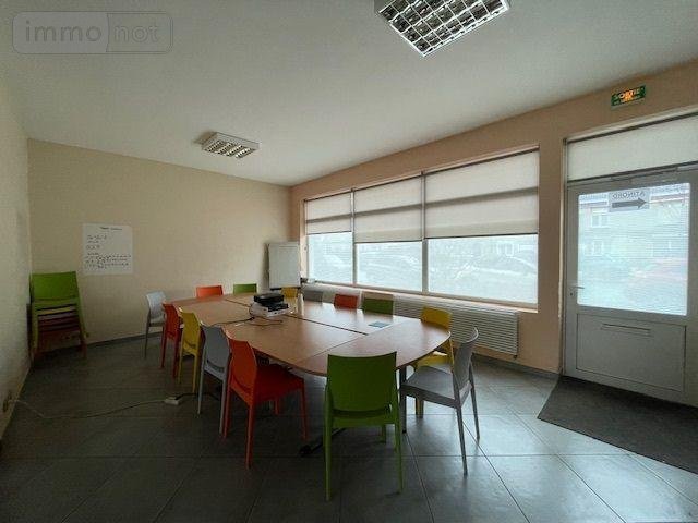 Location fonds et murs commerciaux Dunkerque 59140 Nord 58 m2  1655 euros