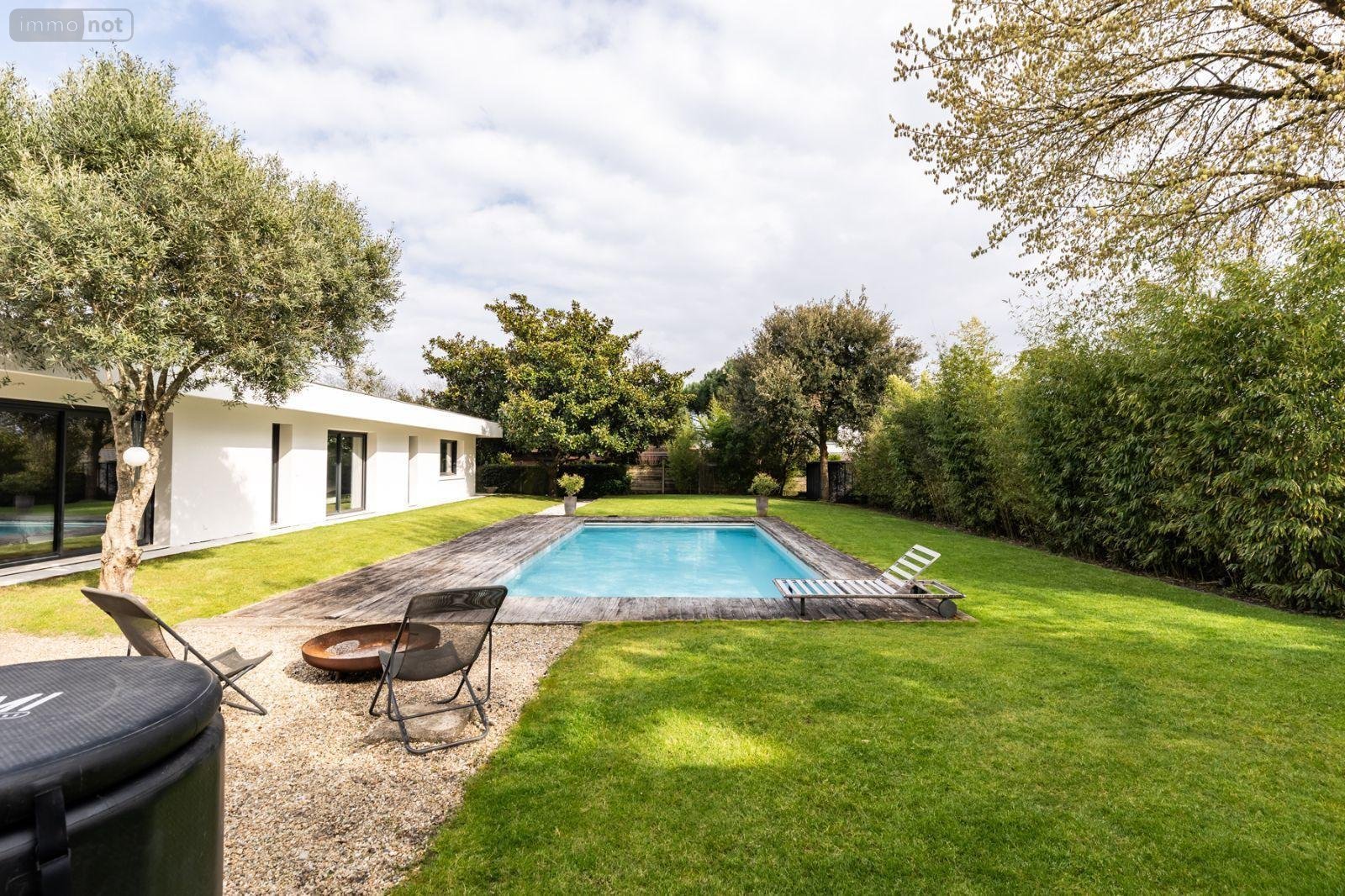 Maison a vendre Bruges 33520 Gironde 308 m2 7 pièces 2080000 euros