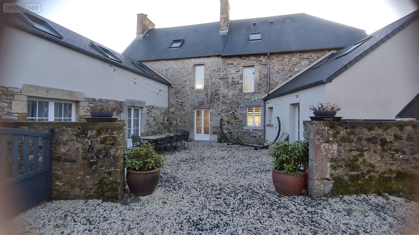 Maison a vendre Heugueville-sur-Sienne 50200 Manche 245 m2 9 pièces 678000 euros