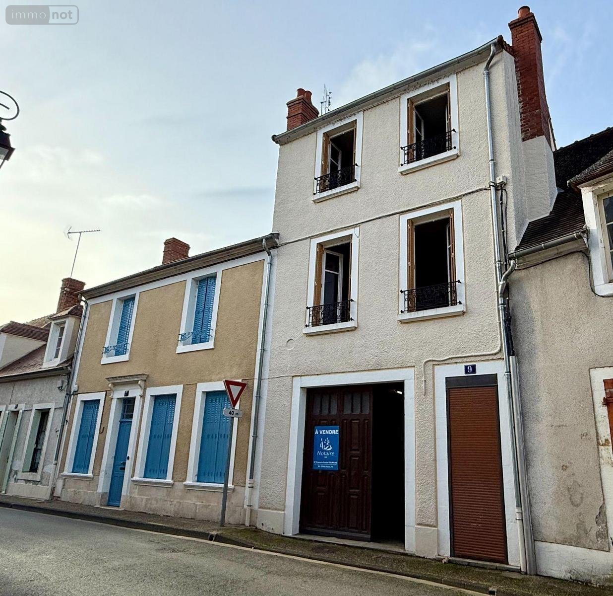Maison a vendre Saint-Amand-Montrond 18200 Cher 65 m2 4 pièces 58300 euros