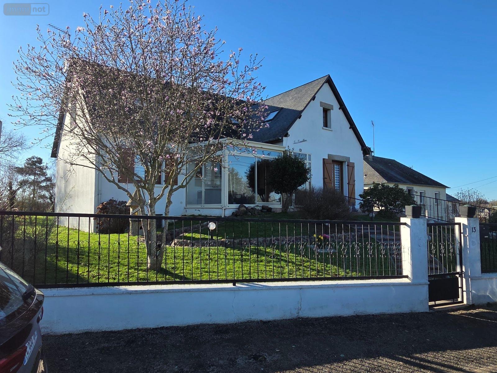 Maison a vendre Ambrières-les-Vallées 53300 Mayenne 148 m2 8 pièces 209040 euros