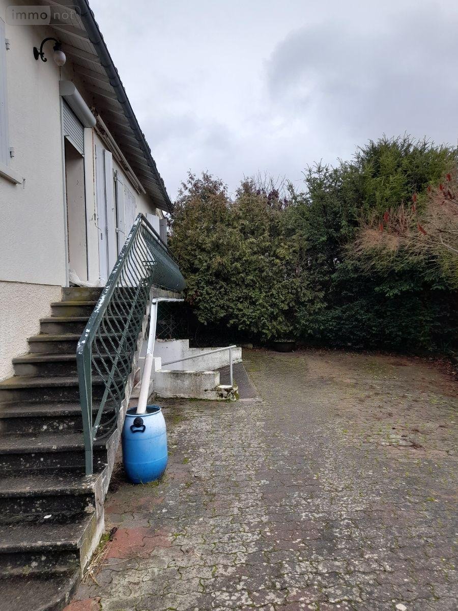 Maison a vendre Moncontour 86330 Vienne 140 m2 6 pièces 91350 euros