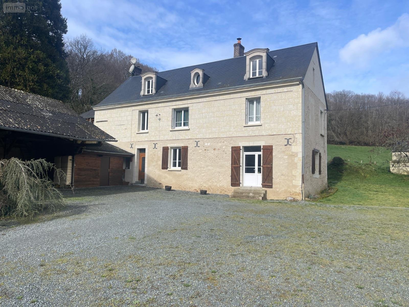 Maison a vendre Saint-Georges-de-la-Couée 72150 Sarthe 196 m2 13 pièces 304500 euros