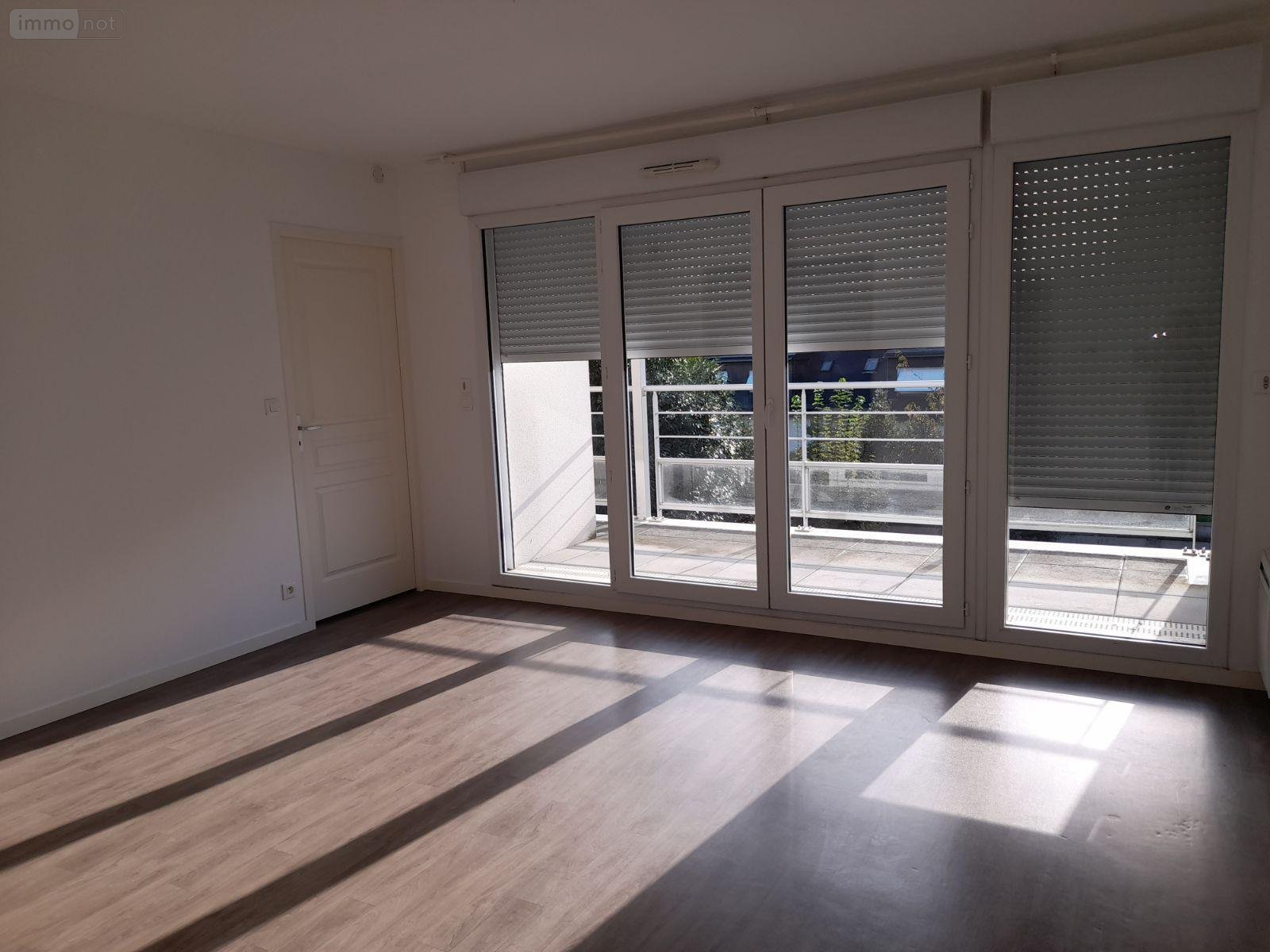 Location appartement Rennes 35000 Ille-et-Vilaine 42 m2 2 pièces 820 euros