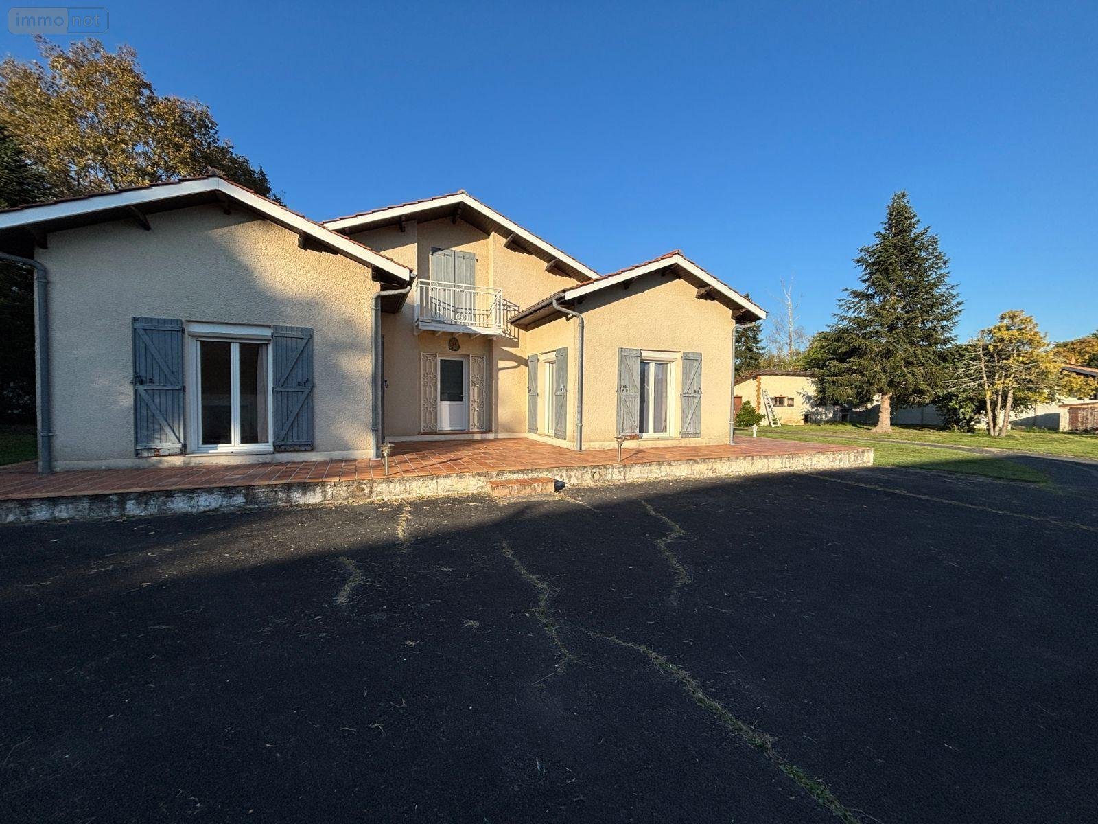 Maison a vendre Le Pian-Médoc 33290 Gironde 122 m2 4 pièces 379775 euros