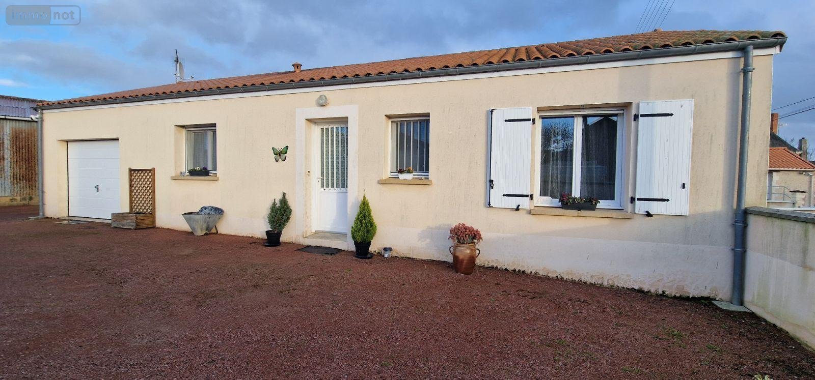 Maison a vendre Mauzé-Thouarsais 79100 Deux-Sèvres 72 m2 3 pièces 132900 euros