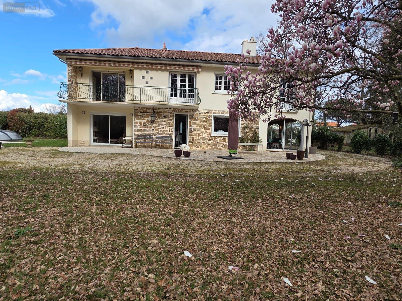 Maison a vendre Feytiat 87220 Haute-Vienne 211 m2 8 pièces 370000 euros