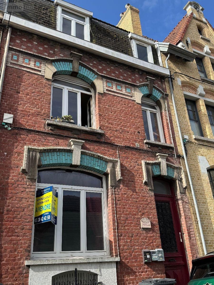 Immeuble a vendre Rosendael 59240 Nord 120 m2  291400 euros