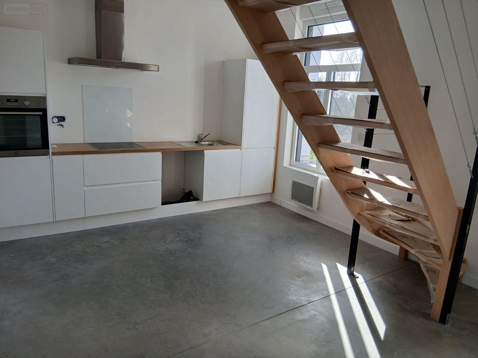 Location maison Flêtre 59270 Nord 84 m2 4 pièces 795 euros