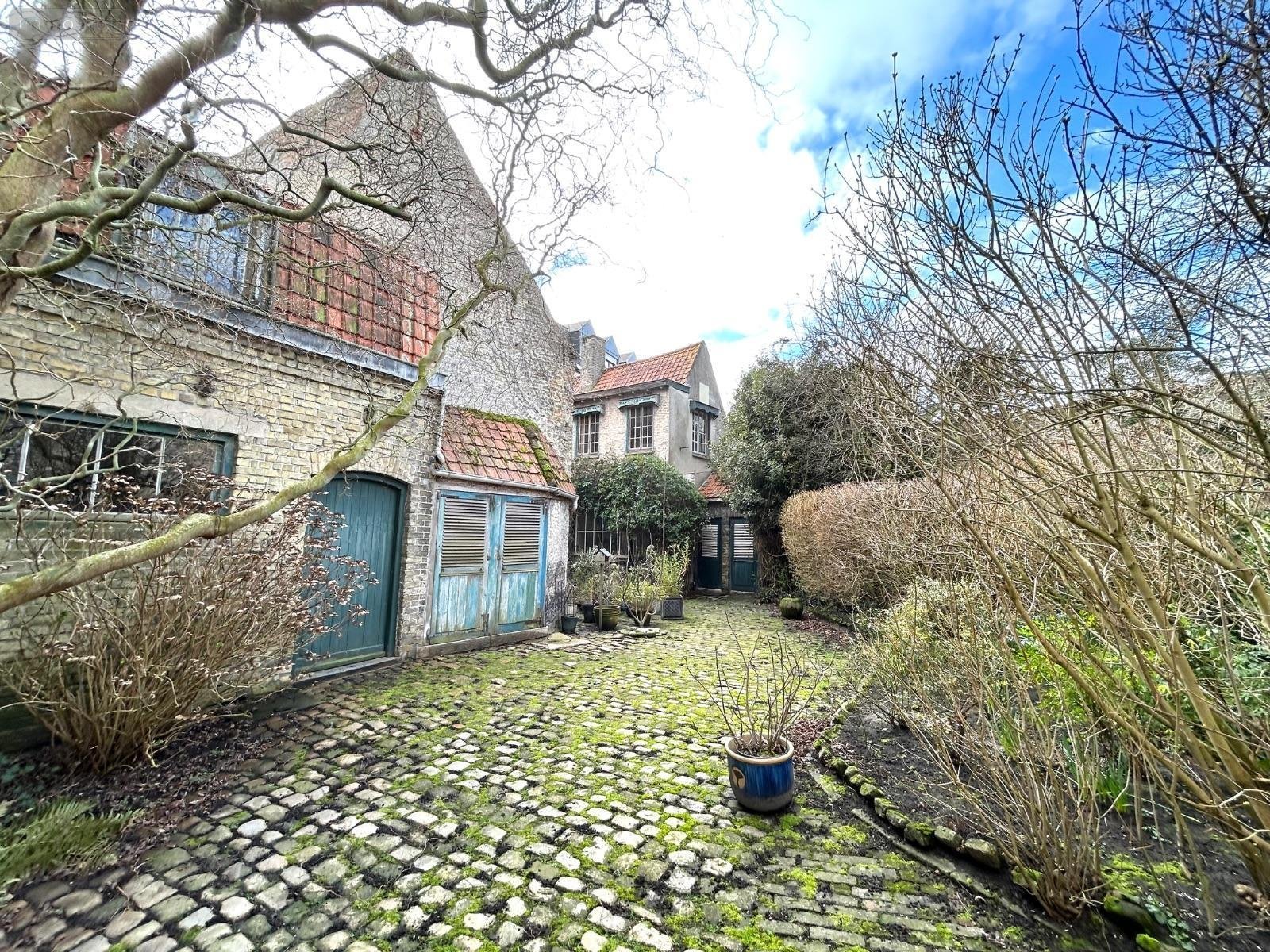 Maison a vendre Bergues 59380 Nord 237 m2 10 pièces 434000 euros