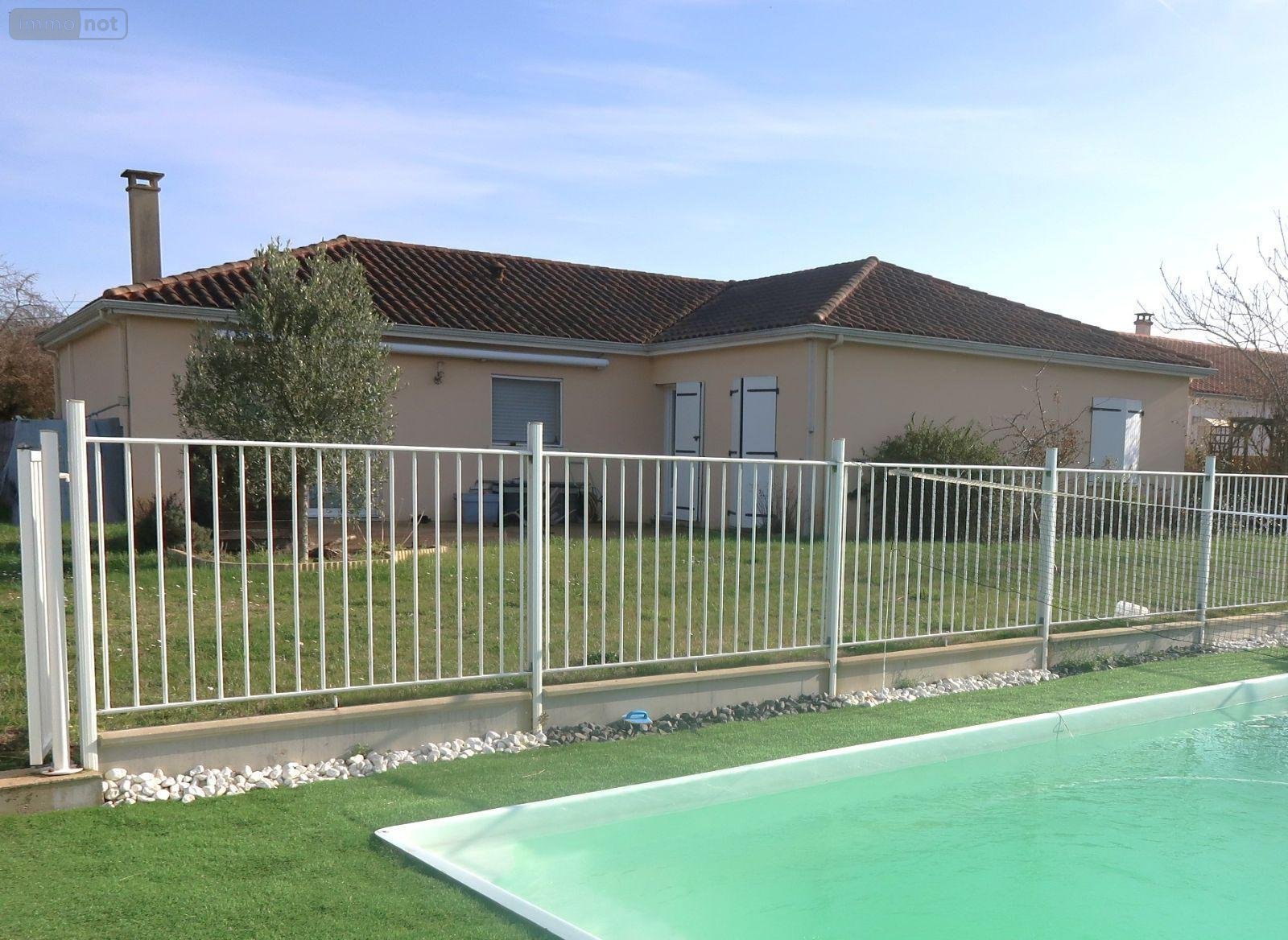 Maison a vendre Saint-Cyr 86130 Vienne 136 m2 6 pièces 250000 euros